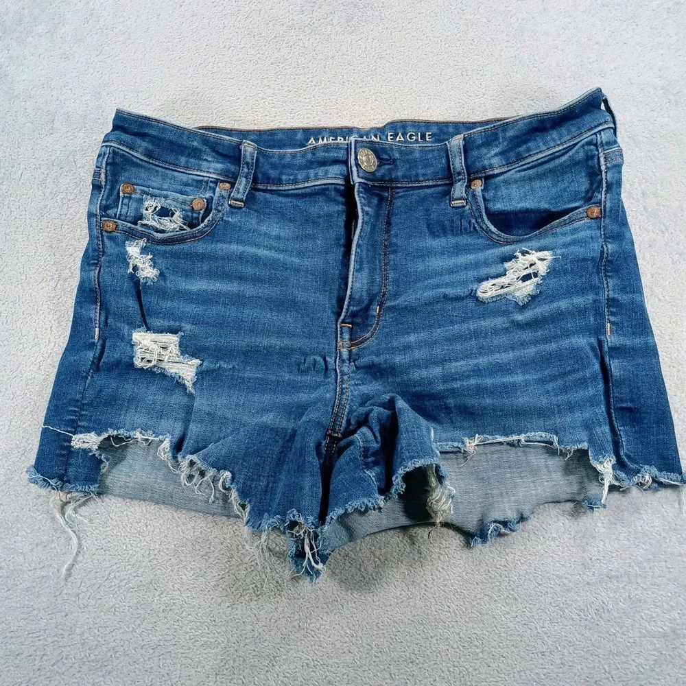 American Eagle Women Distressed Denim Shorts Blue 12 Next Level Stretch